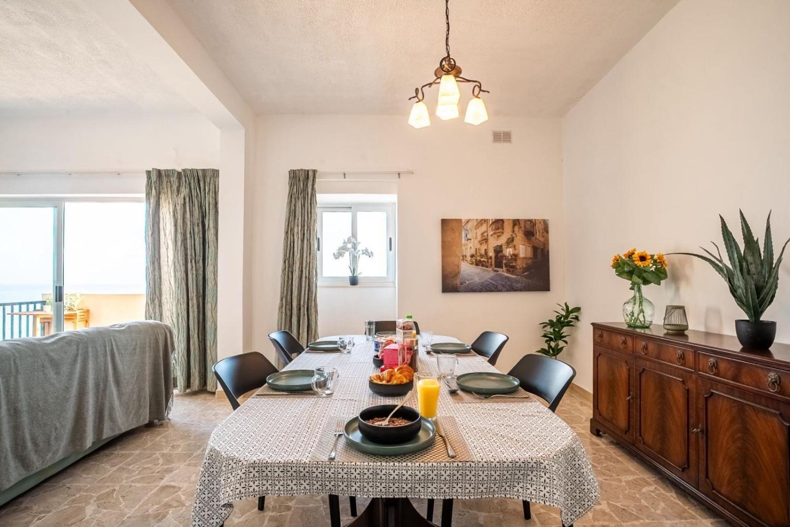 Appartement Sea Front 3 Bedroom With Ps5